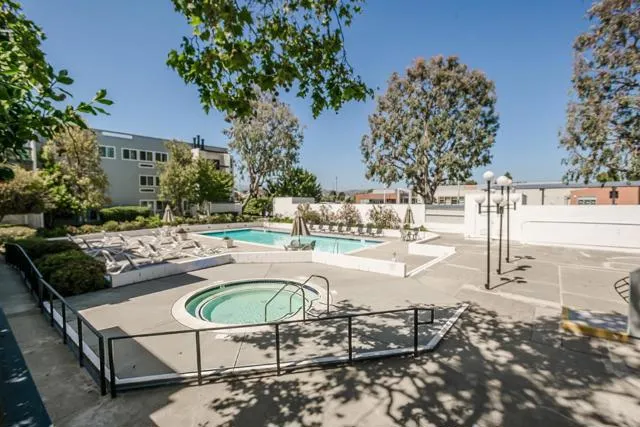 1041 Shell Boulevard #11 Foster City, CA 94404