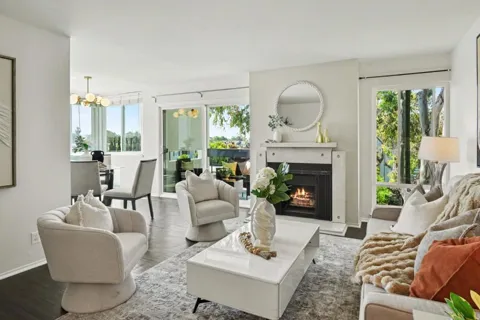 1041 Shell Boulevard #11