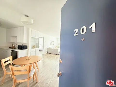 5805 W 8th Street #201