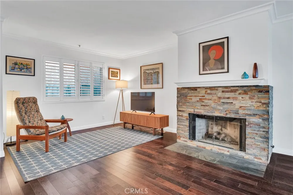 1351 W 7th #3 San Pedro, CA 90732