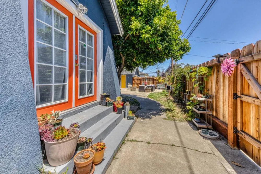 431 West Street Salinas, CA 93901