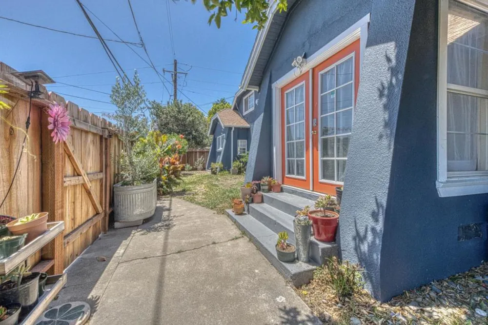 431 West Street Salinas, CA 93901