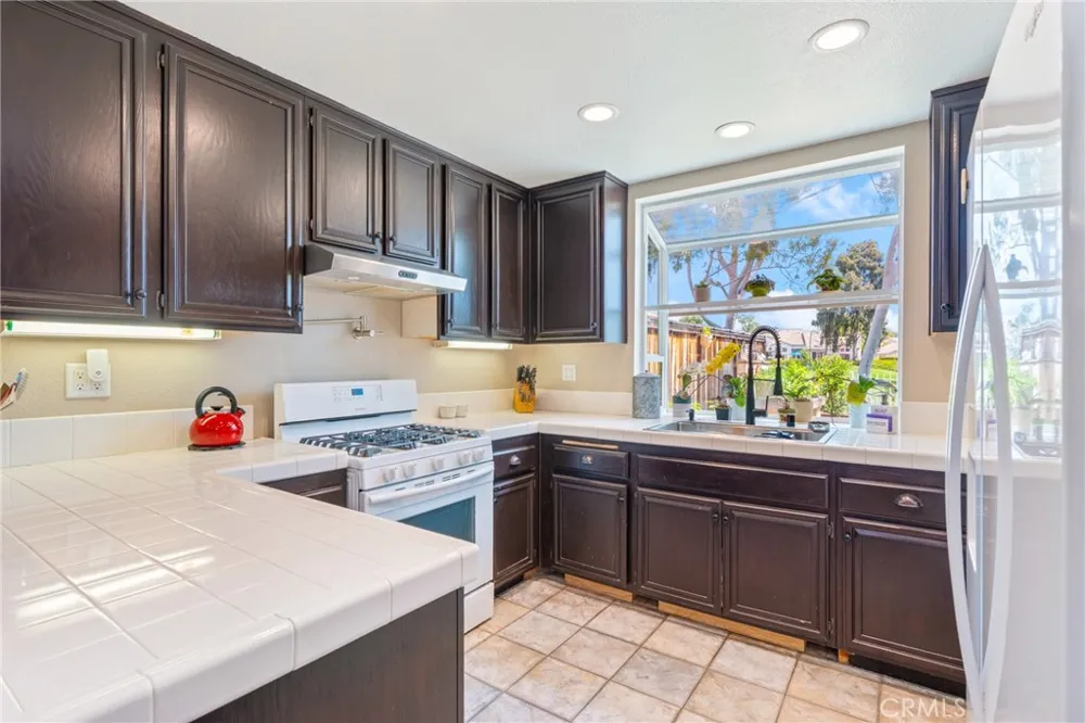 44 Pinzon Rancho Santa Margarita, CA 92688