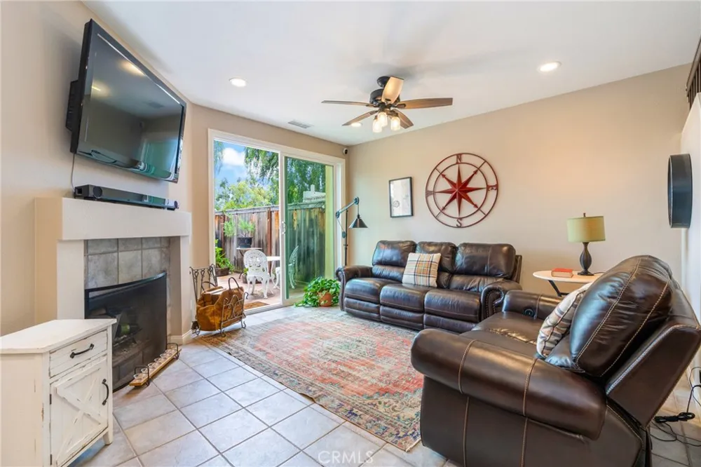 44 Pinzon Rancho Santa Margarita, CA 92688