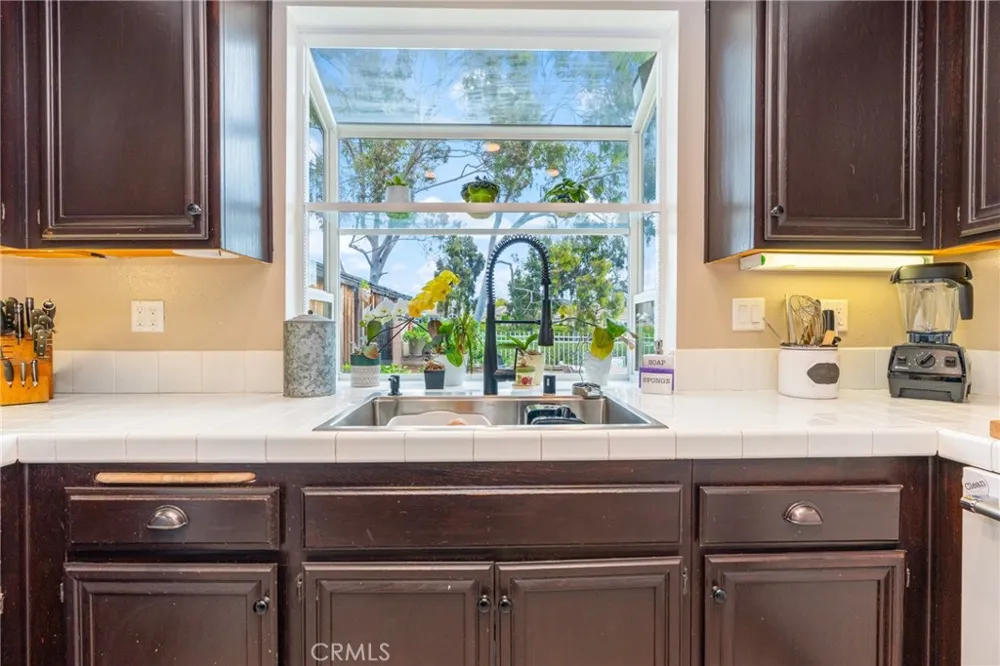 44 Pinzon Rancho Santa Margarita, CA 92688