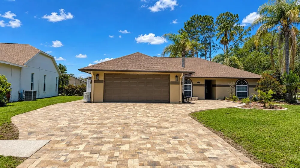 6441 SILVER OAKS DRIVE Zephyrhills, FL 33542