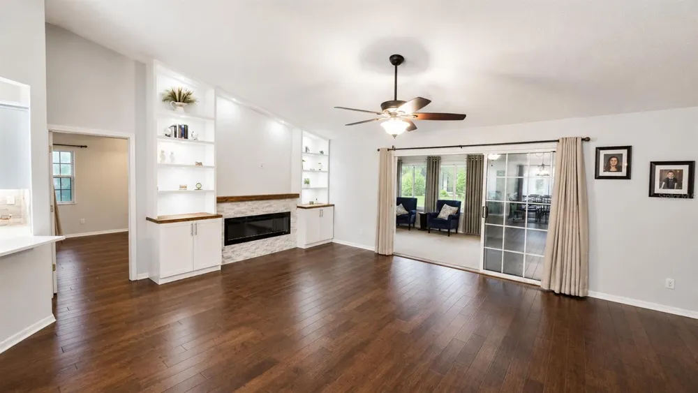 6441 SILVER OAKS DRIVE Zephyrhills, FL 33542