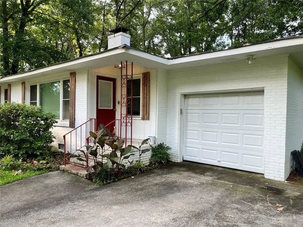 307 Cherokee Drive Warner Robins, GA 31093