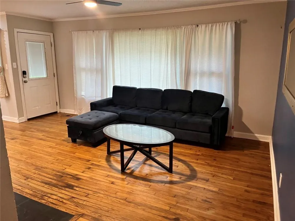 307 Cherokee Drive Warner Robins, GA 31093