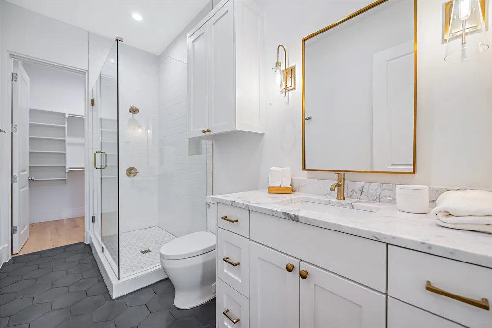 340 O Connor Ridge Boulevard #11 Irving, TX 75038