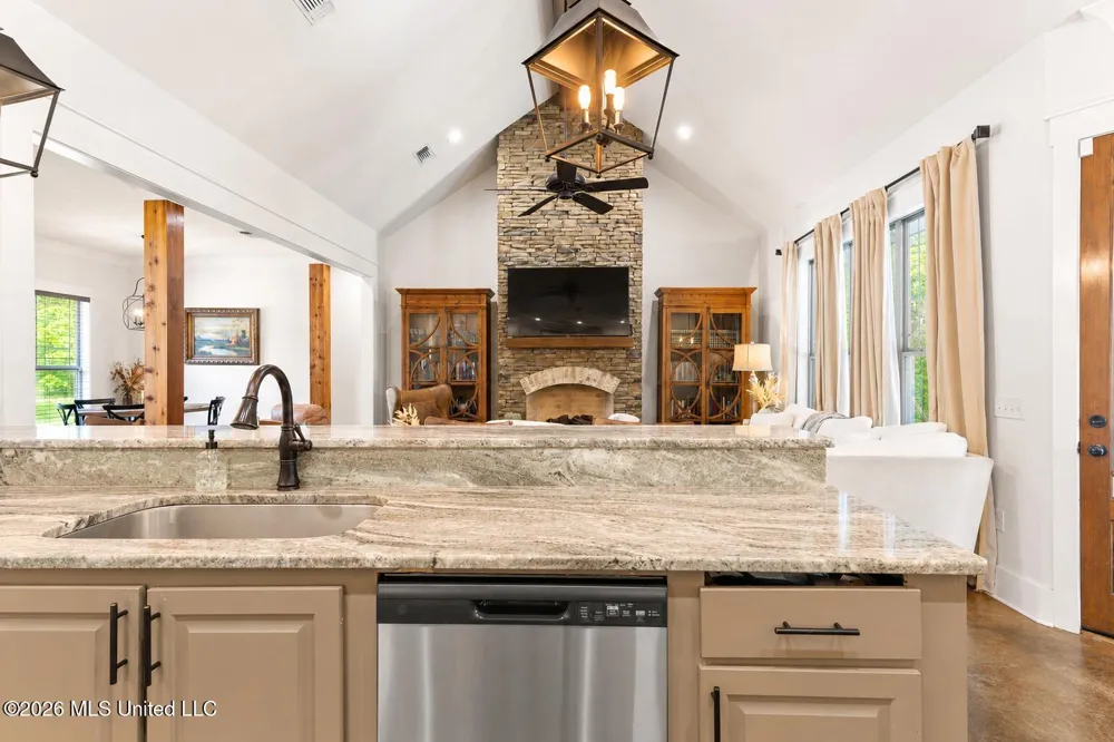 112 Laurelwood Trail Mendenhall, MS 39114