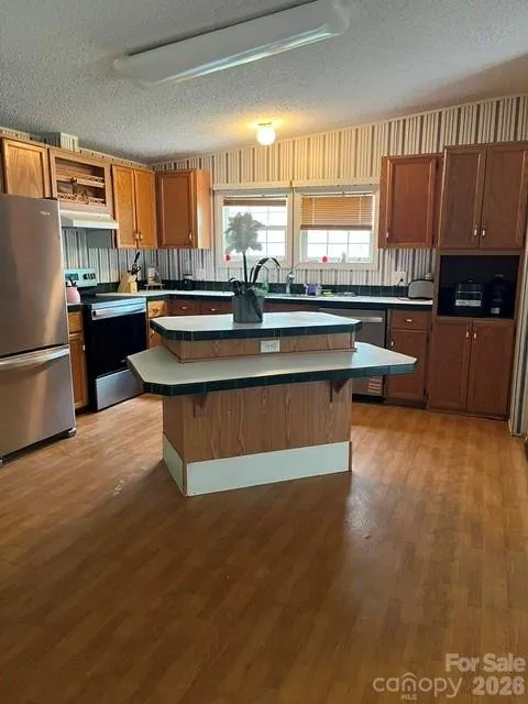 6 John Hazel Drive Swannanoa, NC 28778