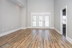 212 Capri Place Ocean Springs, MS 39564