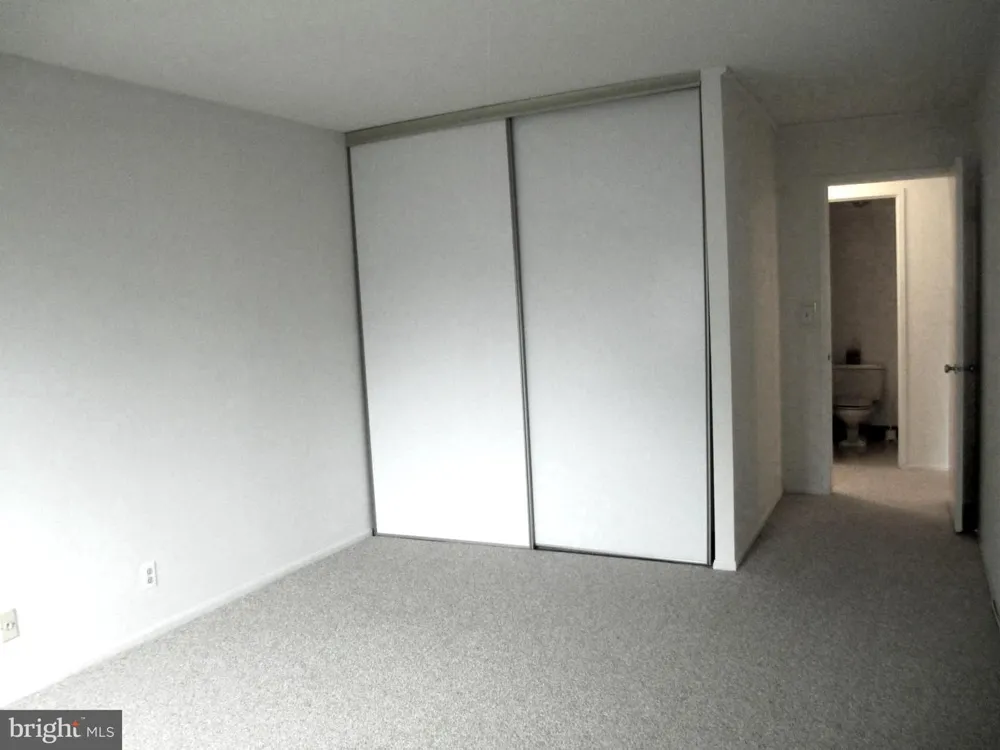 8360 GREENSBORO DRIVE #208 Mclean, VA 22102