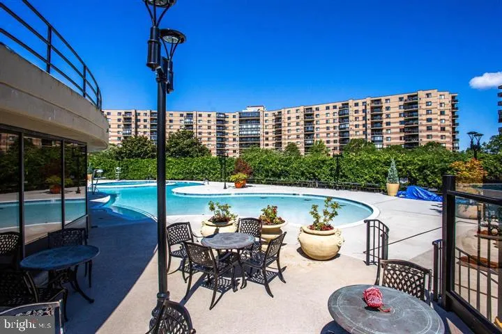 8360 GREENSBORO DRIVE #208 Mclean, VA 22102