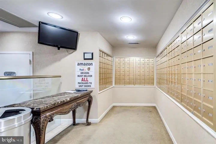 8360 GREENSBORO DRIVE #208 Mclean, VA 22102