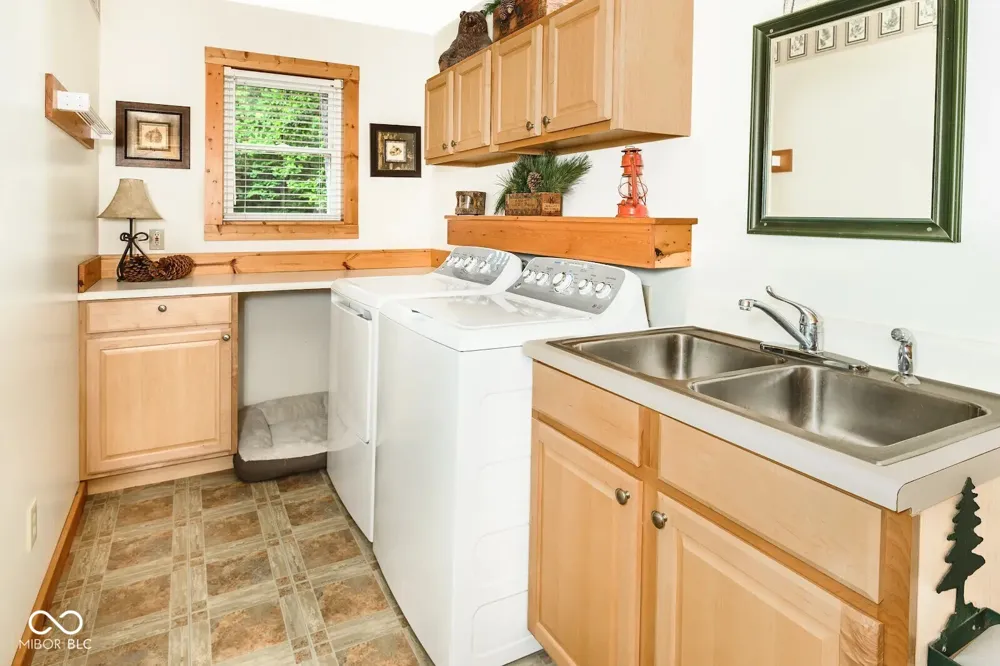 8825 W Evans Bloomington, IN 47403