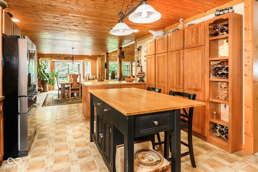 8825 W Evans Bloomington, IN 47403