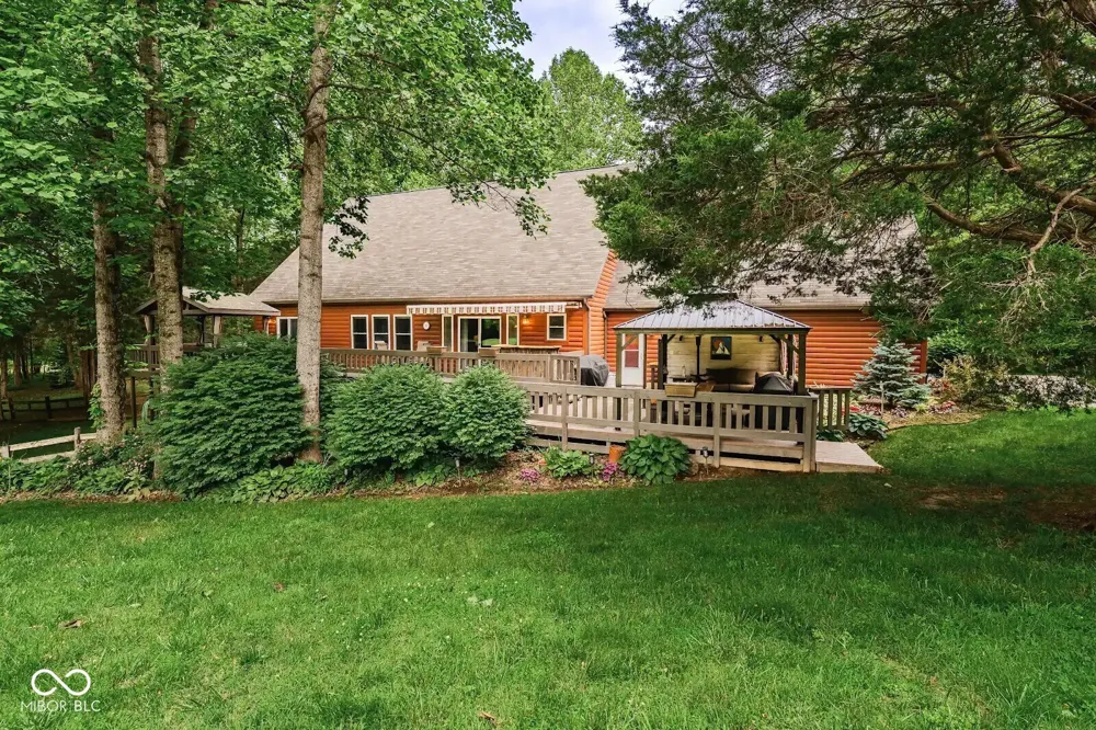 8825 W Evans Bloomington, IN 47403