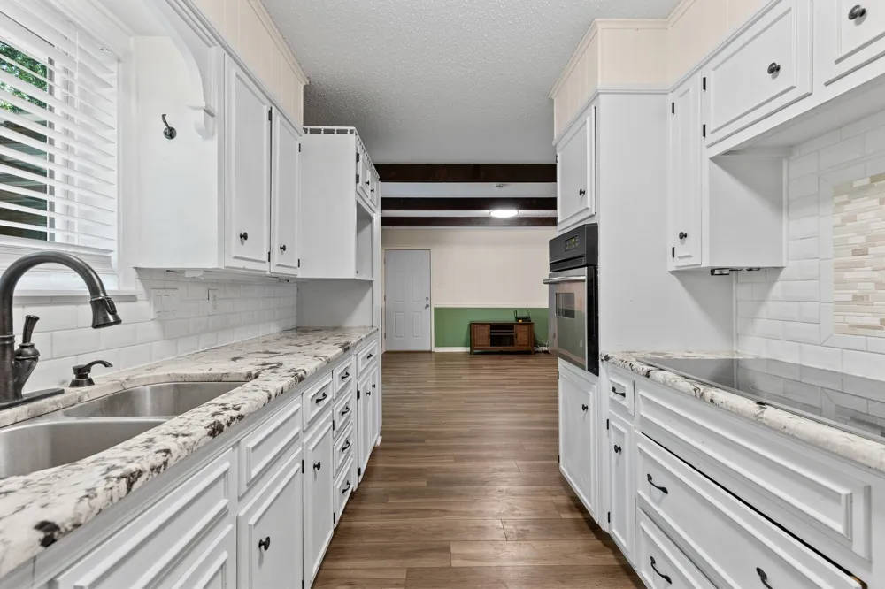 406 Cindy Lane Lorena, TX 76655