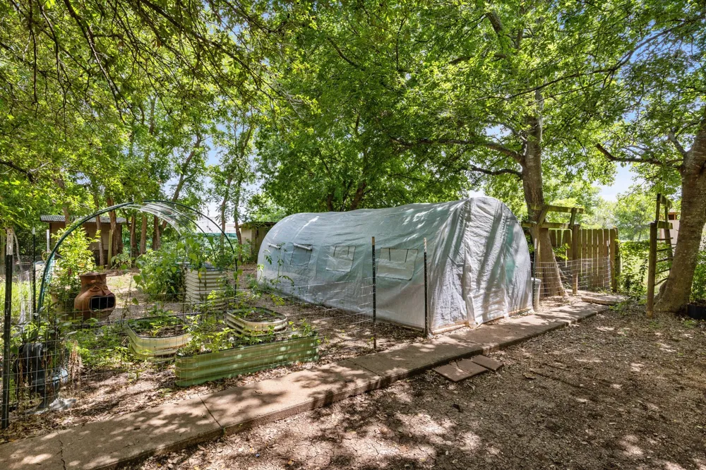 406 Cindy Lane Lorena, TX 76655