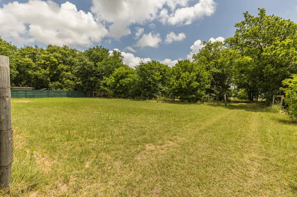 406 Cindy Lane Lorena, TX 76655