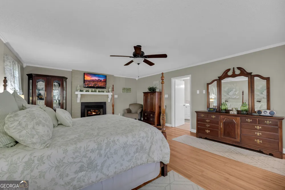 1270 Airline Goldmine RD Canon, GA 30520