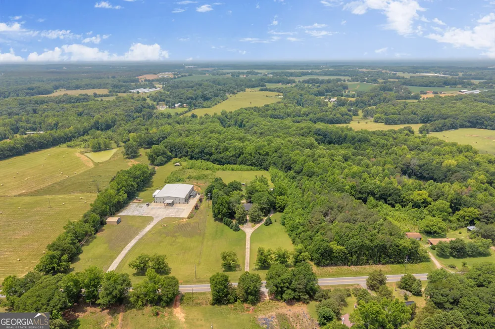 1270 Airline Goldmine RD Canon, GA 30520