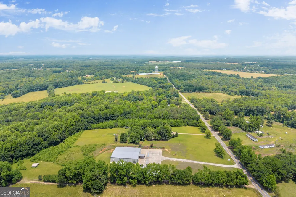 1270 Airline Goldmine RD Canon, GA 30520