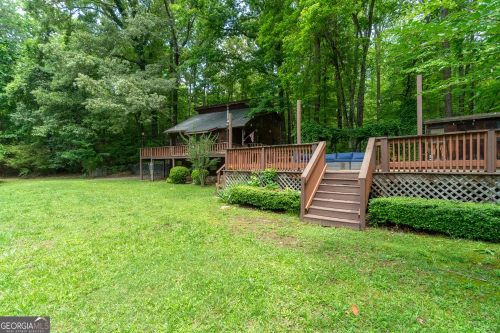 744 Skylake RD Sautee Nacoochee, GA 30571