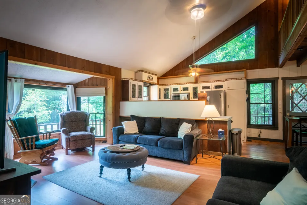 744 Skylake RD Sautee Nacoochee, GA 30571