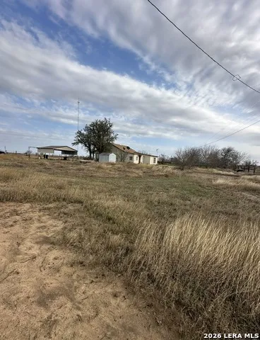 86 Fm 478 Floresville, TX 78114