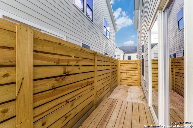 207 Gravel St San Antonio, TX 78203