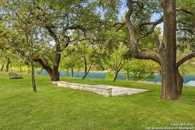 1313 Democrat Blanco, TX 78606