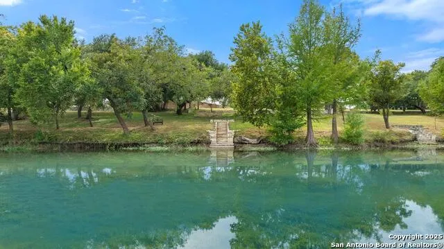 1313 Democrat Blanco, TX 78606