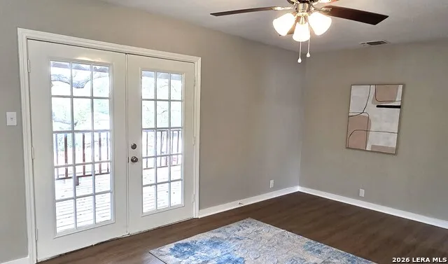 1385 PEBBLE BEACH RD Lakehills, TX 78063