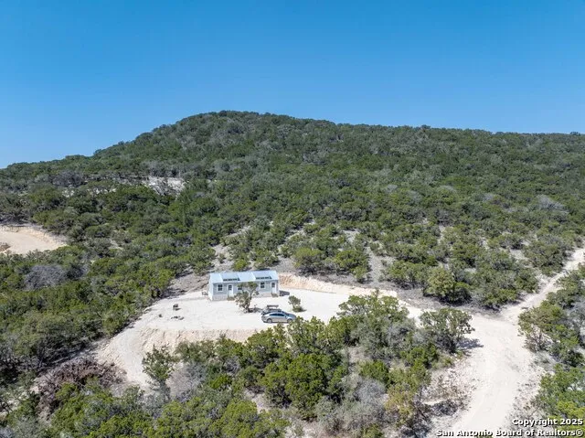 106 Walden Ridge Tarpley, TX 78883