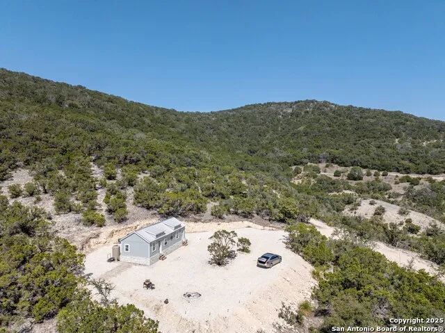 106 Walden Ridge Tarpley, TX 78883