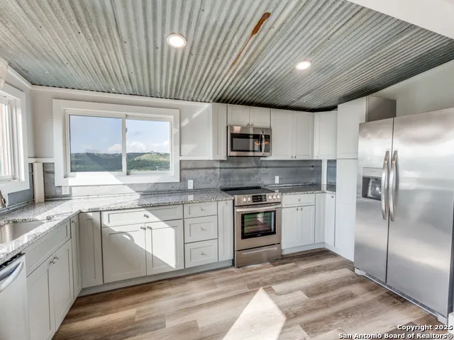 238 Ledgeview Canyon Lake, TX 78133