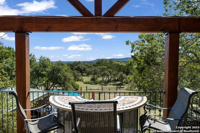 849 MADRONA RIDGE DR Bandera, TX 78003