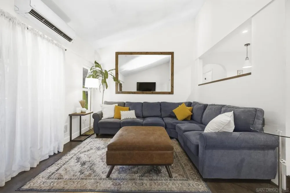 13788 Ruette Le Parc #D Del Mar, CA 92014