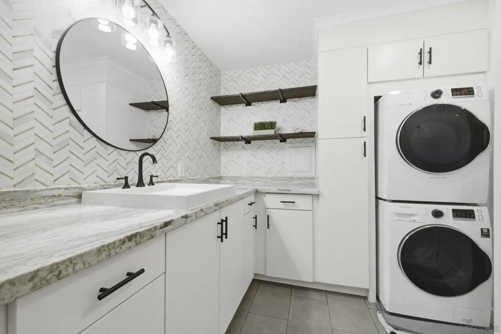 13788 Ruette Le Parc #D Del Mar, CA 92014
