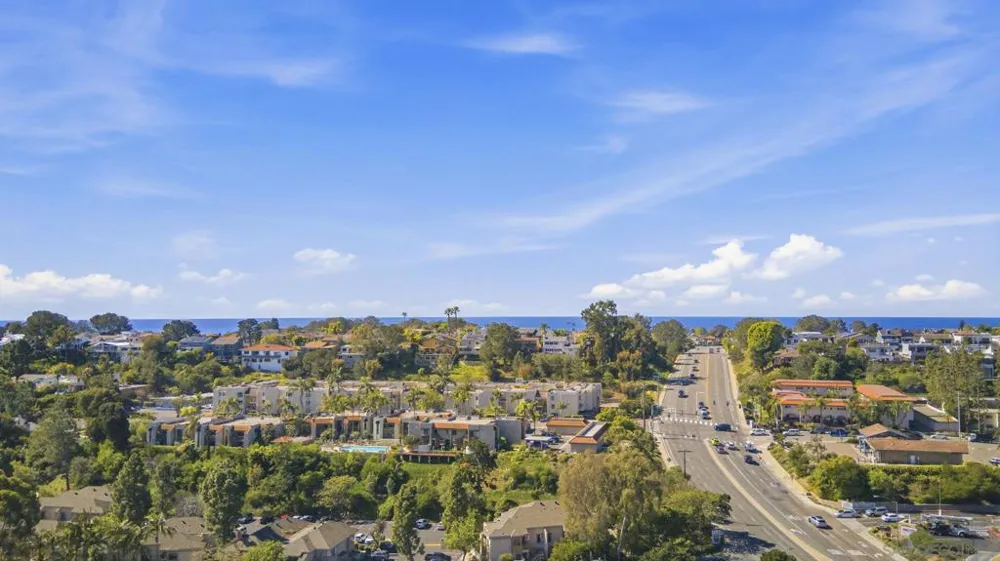 13788 Ruette Le Parc #D Del Mar, CA 92014