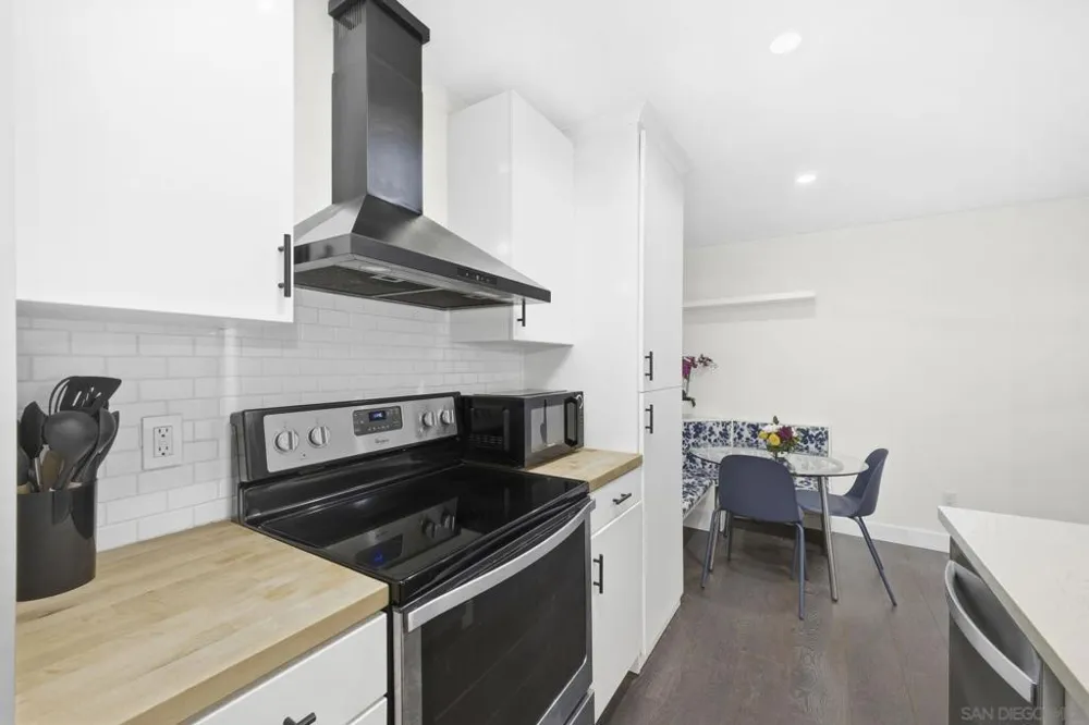13788 Ruette Le Parc #D Del Mar, CA 92014