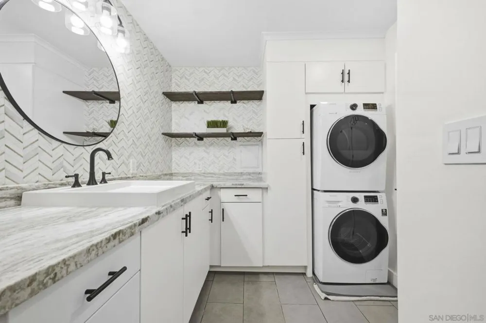 13788 Ruette Le Parc #D Del Mar, CA 92014