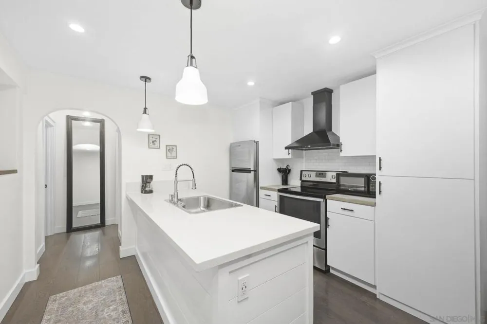 13788 Ruette Le Parc #D Del Mar, CA 92014