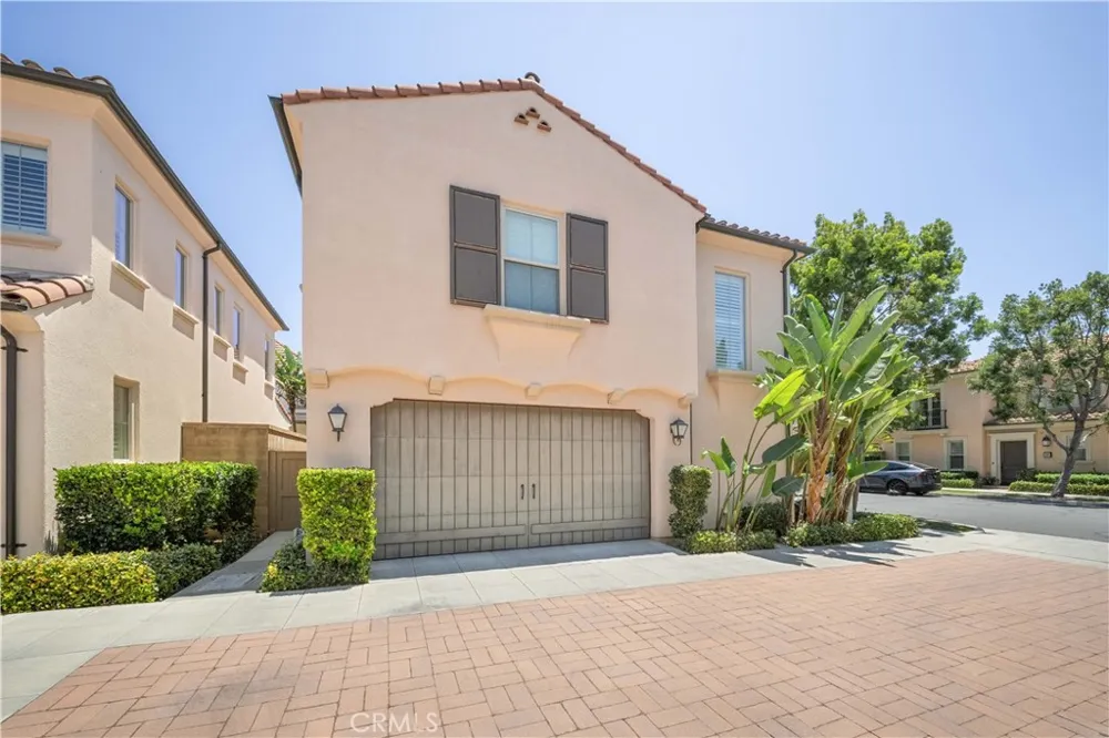 81 Cactus Flower Irvine, CA 92620