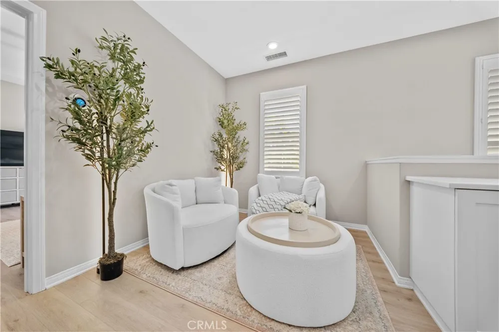 81 Cactus Flower Irvine, CA 92620