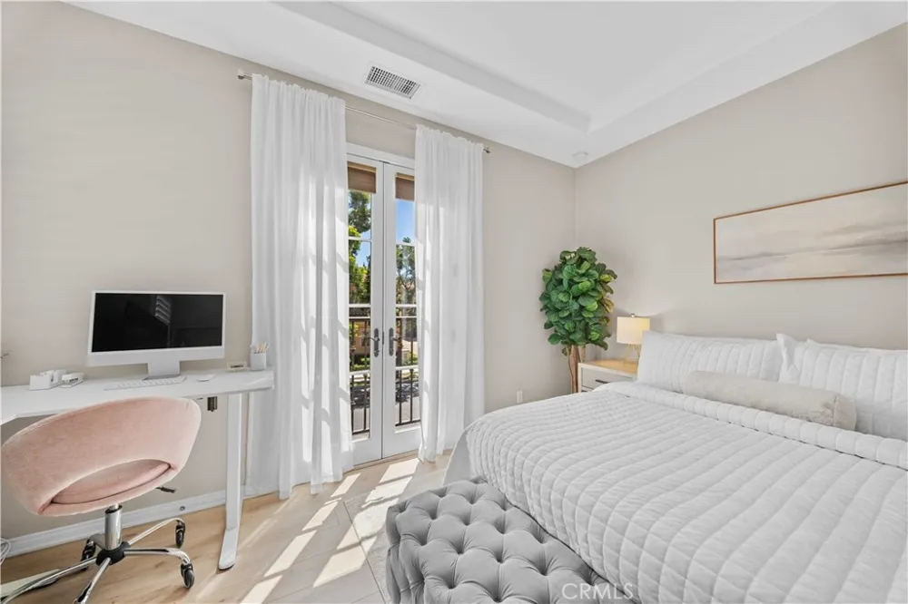 81 Cactus Flower Irvine, CA 92620