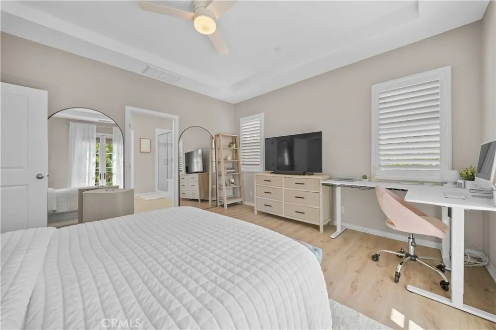81 Cactus Flower Irvine, CA 92620